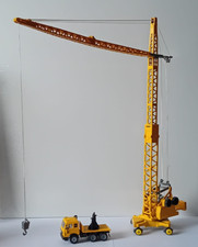 SIKU Turmdrehkran m.  Zugmaschine Mercedes, Mod. 4210 gelb, Maßstab 1:55, Metall