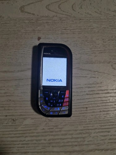 Nokia 7610 schwarz und - 7610, rot