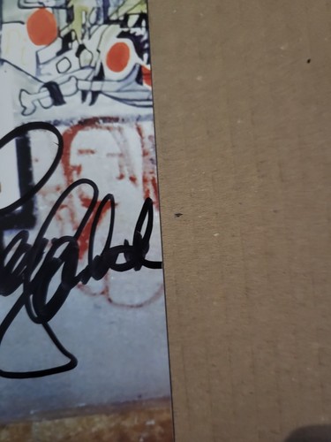 Signed gloria guide - signed,