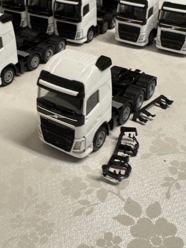 Volvo sattelzug maschiene - sattelzug,