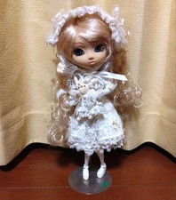 Pullip Raffia Modepuppe