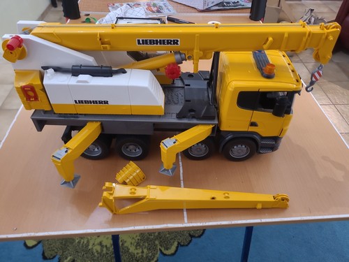 Bruder liebherr autokran - liebherr,