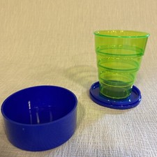 Klappbecher aus Kunststoff