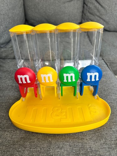World vier röhren - m&ms,