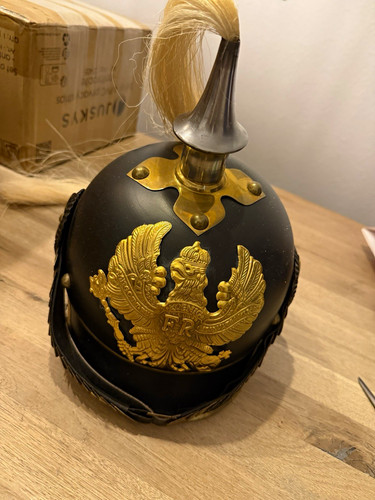 Pickelhaube spitzhelm schwarz - spitzhelm,