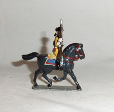 8.25 P6 Zinnfigur berittener