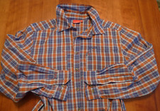 schönes kariertes Herrenhemd