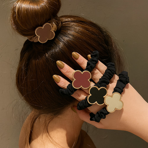 Kleeblatt scrunchie - kleeblatt,