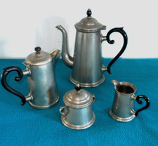 D.R.P.  Kaffeekern Metall Kanne Sahnekanne Zuckerdose Art Deco  4tlg.