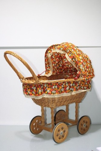 Alte puppenwagen antik - antik, deko