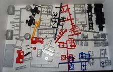 Konvolut Preiser Feuerwehr Löschfahrzeug Bausatz Teile 1:87 (B3)