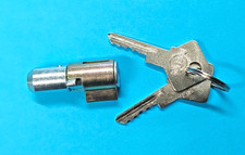 Schloss zur Sitzbank für