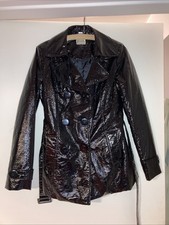 Schicke Schwarze Lack Jacke Größe 38