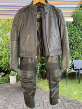 Motorradkleidung-Lederjacke Lederhose 