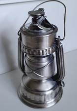 Feuerzeug - Tischfeuerzeug nachfüllbar in Form einer Laterne