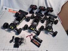 3x DF Models CRUSHER V2 Buggy No.3140/3141 Konvolut B-Ware UNGEPRÜFT für Bastler