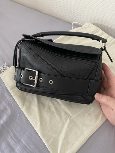 Loewe puzzle handtasche biker - puzzle,