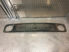 VW T3 Bus 7 Rippen kleines Emblem Grill Frontgrill Kühlergrill Tarn #8103