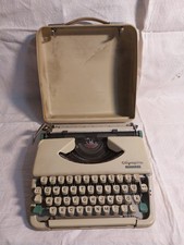 Reiseschreibmaschine Olympia