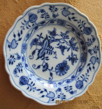  TEICHERT PORZELLAN ZWIEBELMUSTER TELLER siehe Fotos