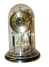 Tischuhr mit Glassturz
