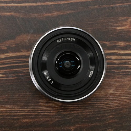 Sony 16mm sel16f28 - 16mm,