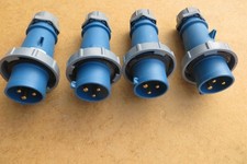 4 Mennekes - Stecker Typ: 290 -- 32A-6h/200-250V , 3-polig, ip67
