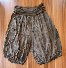kurze Hose, Pluterhose, Grau-Braun gemustert, gebraucht