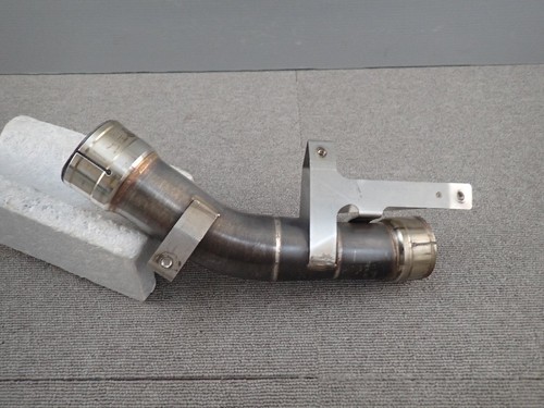Akrapovic mittellenkerrohr - akrapovic,