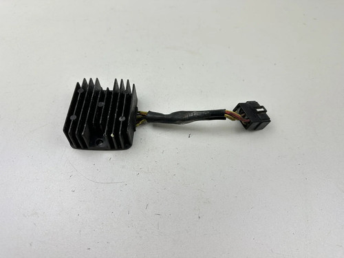 Spannungsregler suzuki 800 - dr,