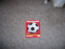 Buch von der Fußball WM 1974 in Deutschland mit vielen Abbildungen teils farbig
