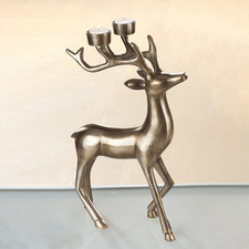 Hirsch als Teelichthalter. 