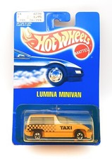 Hot Wheels 12352 Lumina