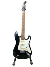 Samick E-Gitarre mit Halterung 47610