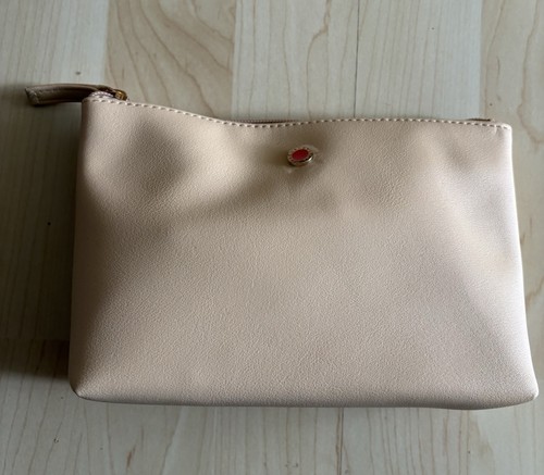 Emirates first class - class, bulgari
