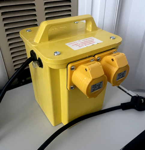 Carroll meynell 3000va - &,