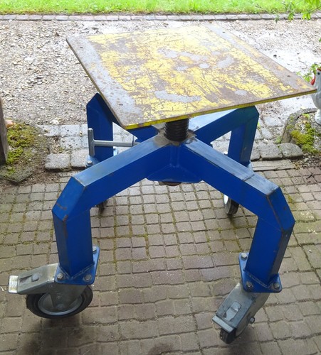 Drehbock mit feststellschraube - drehbock,
