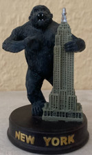 King Kong and the Empire State Building New York Ornament, Vintage, rar