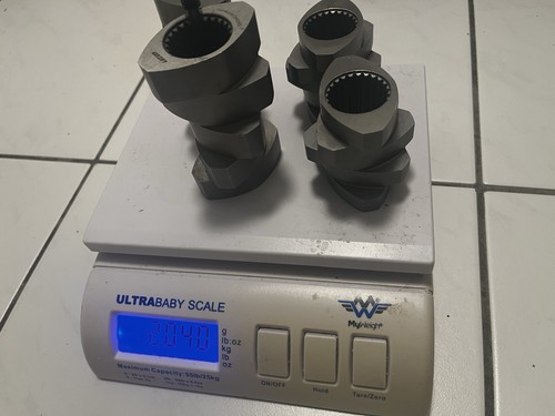 Hartmetallschrott 2kg defekt