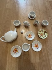 14 Tlg. Porzellan Puppen Kaffeeservice Winnie Pooh