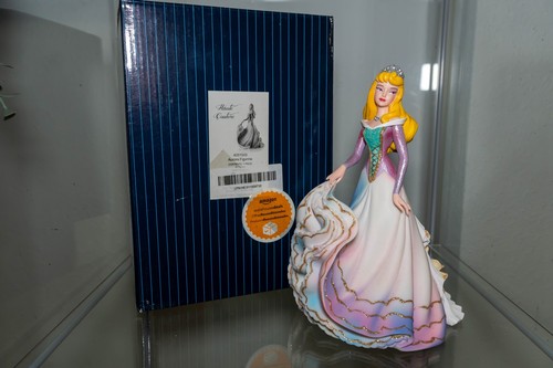 Disney haute couture aurora - disney,
