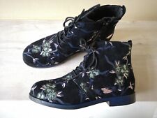 Damen Schuhe Stiefelette Boots CAMPER Twins Gr 38 schwarz gemustert  Echtleder