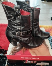 TIGGERS ausgefallene Stiefelette aus Leder  in Gr. 39 *wie neu*