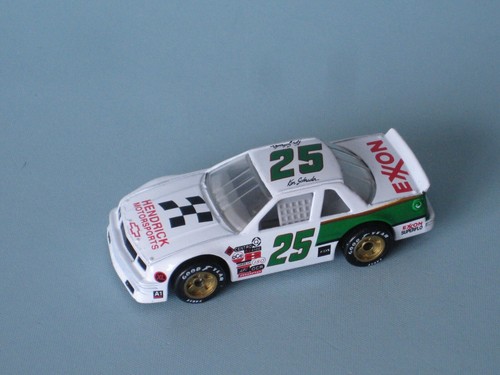 Matchbox nascar chevy lumina - matchbox,