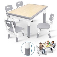 Kindertisch mit 4 Stühlen