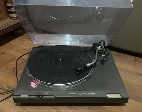Technics 2 turntable - sl, d