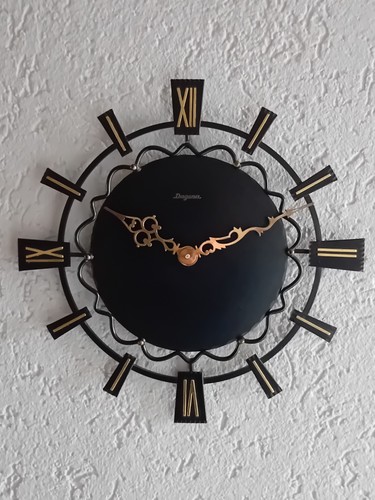 Schwarze dugena wanduhr mid - im,