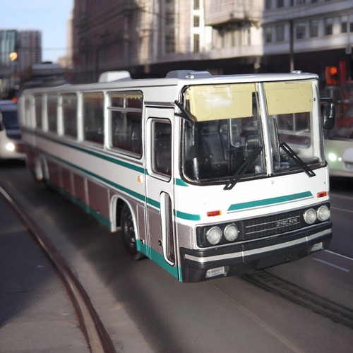 Premium classixxs ikarus - 1:43,