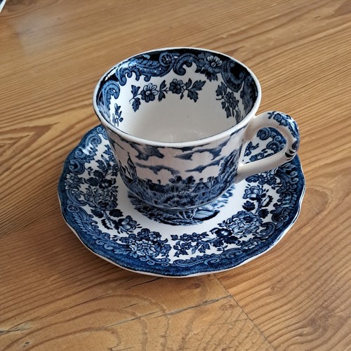 Royal worcester palissy - worcester,