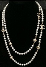 Chanel Perlenkette Golden 24A